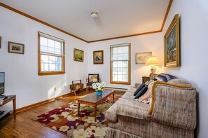 Televisión y reproductor de DVD 