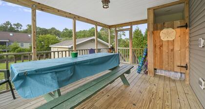 Sand Dollar - 5 min from the Beach!