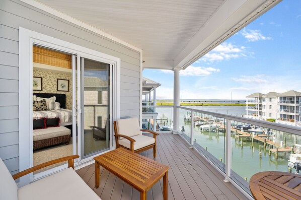 Terrace/patio - Sunset Bay 307 - Gorgeous Bay Views and Pool! (Chincoteague)