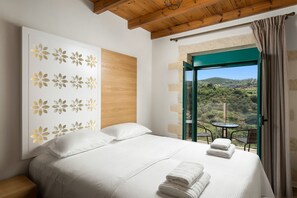 Villa Deluxe, 2 habitaciones, vista a la montaña, junto a la montaña | 2 habitaciones, caja de seguridad en la habitación y escritorio 