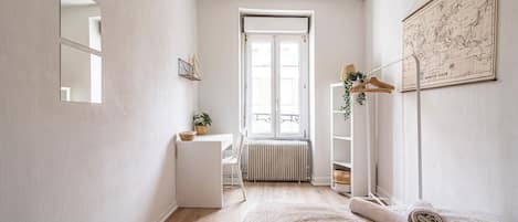 2 bedrooms
