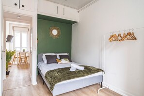 2 bedrooms
