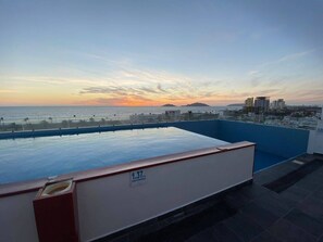 Outdoor pool - Depas VAL704 By Trvl2hm Mazatlan Regency (Mazatlán)