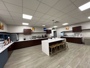 Restaurant - Comfort Inn (Princeton)