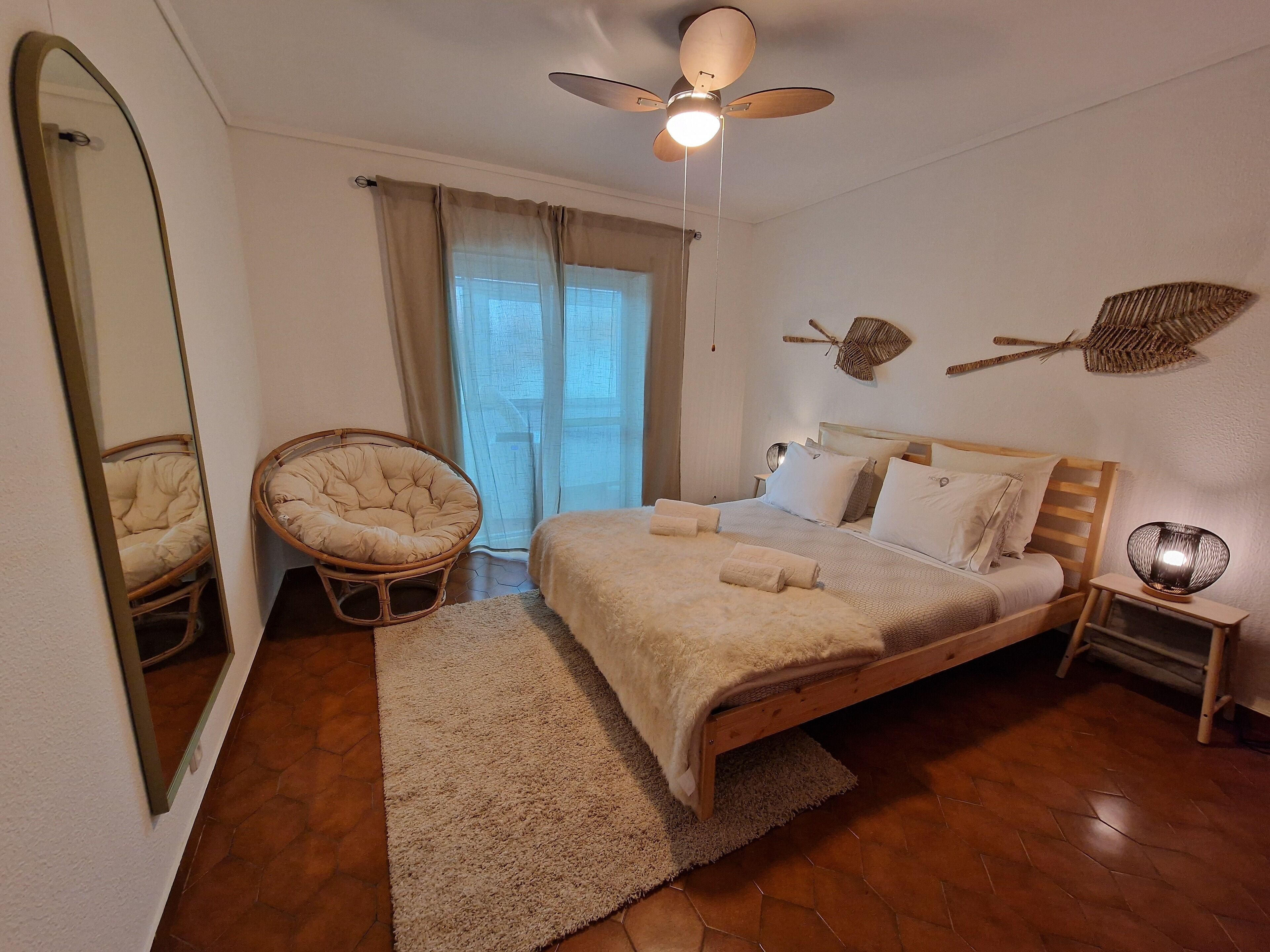 1 bedroom, WiFi, bed sheets