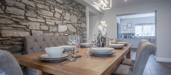 Kiln Park Farmhouse - 4 Bedroom Cottage - Narberth