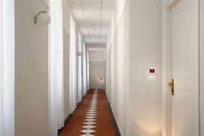 Hallway - Palazzo Sant'Antonio (Naples)
