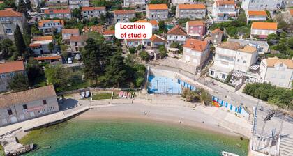 S2 - modern studio, just 50m from the beach