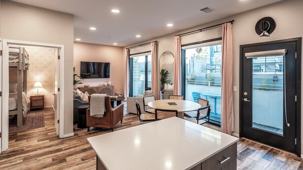 Interior - Glam Downtown Retreat w/ Pool | Girls’ Trips & Bachelorettes | Sleeps 8 (Nashville)