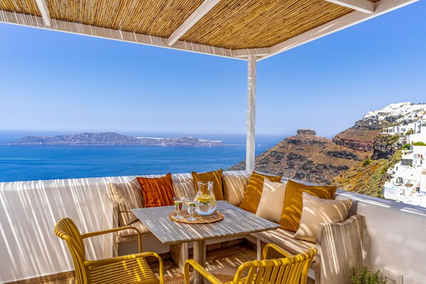 Terrace/patio - Vacay Suites (Santorini)