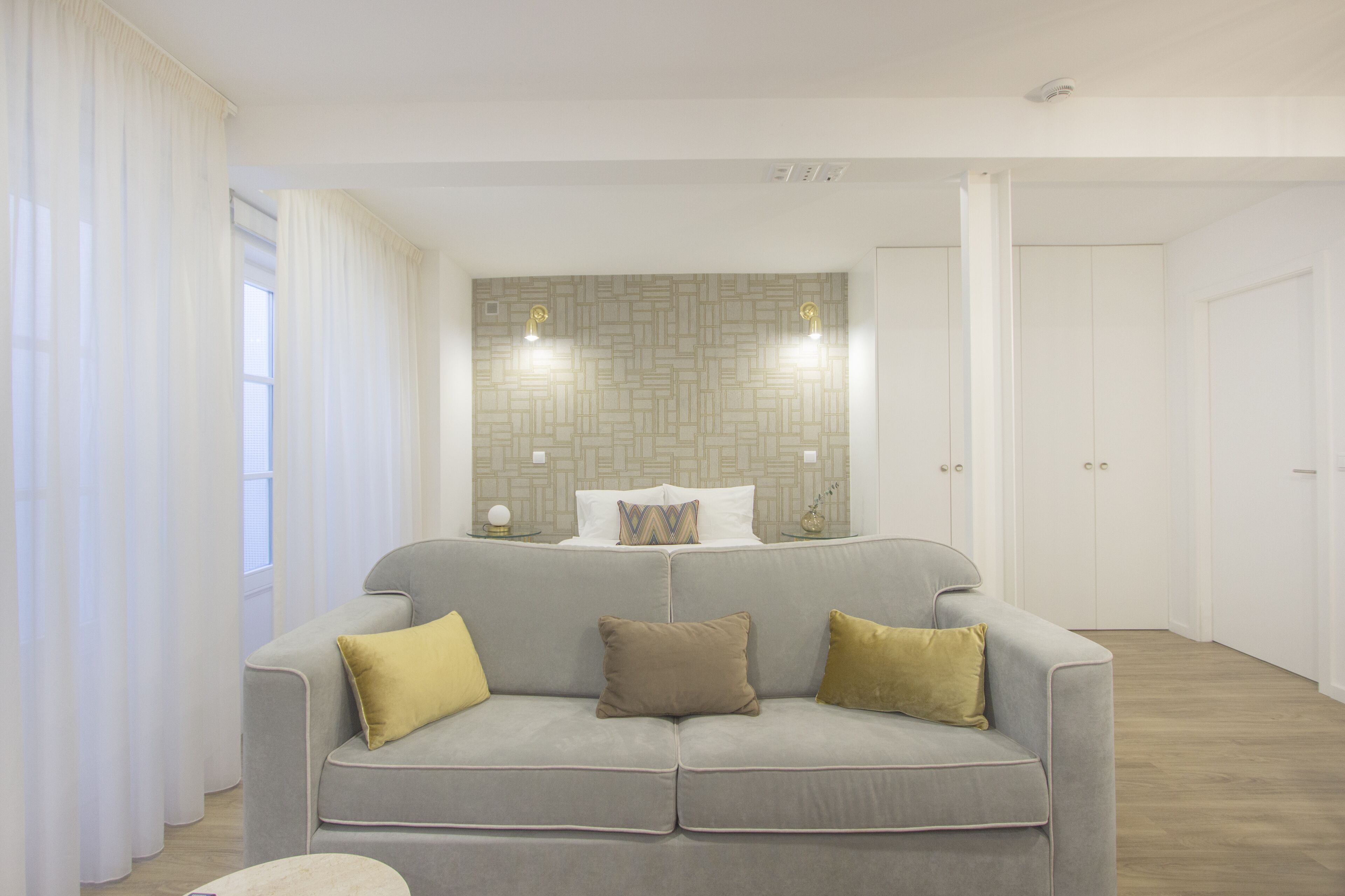 Comfort Studio | Living area | 43-inch LED TV with cable channels, TV