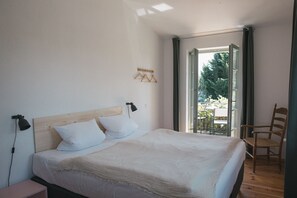 2 Schlafzimmer, Reisekinderbett, kostenloses WLAN, Bettwäsche