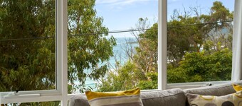 Attunga - Relaxed family beach home among the gum trees