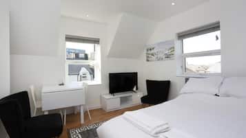 1 chambre, lit parapluie, Wi-Fi, draps fournis