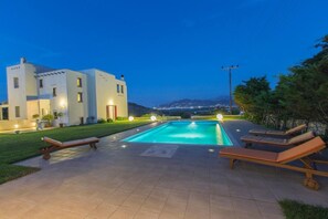 House | Pool | Outdoor pool - Beautiful 4-bed House With Private Pool in Naxos (Naxos)