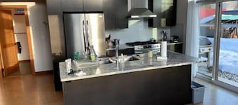 Rossland Mountain View - New 2-bedroom Home