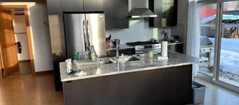 Rossland Mountain View - New 2-bedroom Home