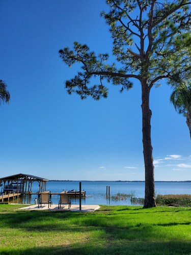 PETS STAY FREE Camp St. Cabanas on Lake Dora Unit 2