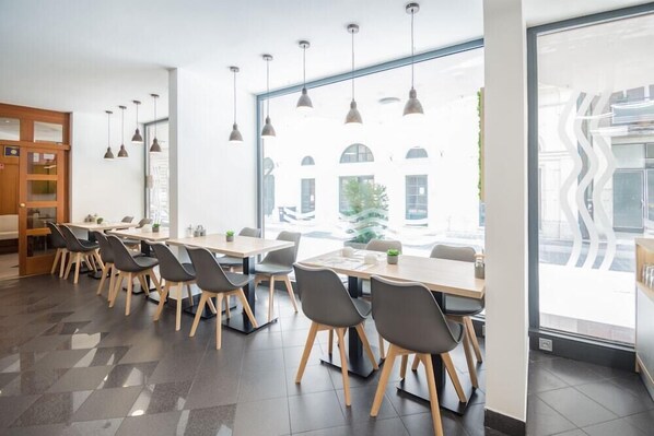 Dining - Orion Varkert (Budapest)