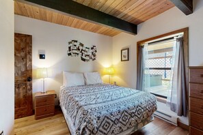 2 bedrooms, Internet, bed sheets