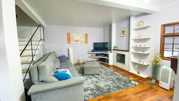 Villa | Área de sala de estar | Televisión de plasma