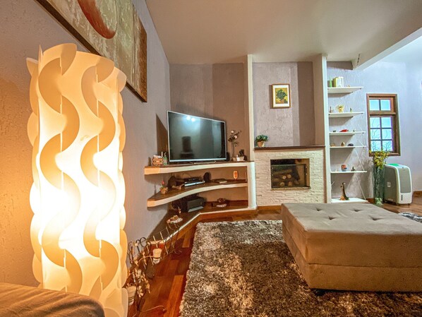 Villa | Wohnbereich | Plasmafernseher