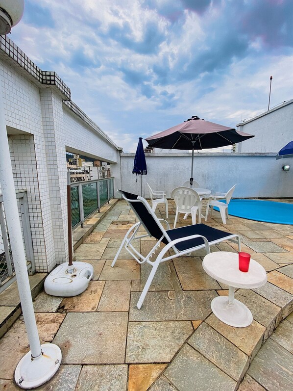 Apartment | Outdoor dining