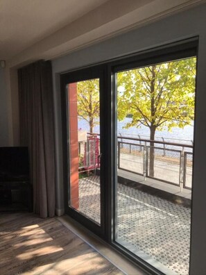 Interior - Riverside West End Apartment (Glasgow)