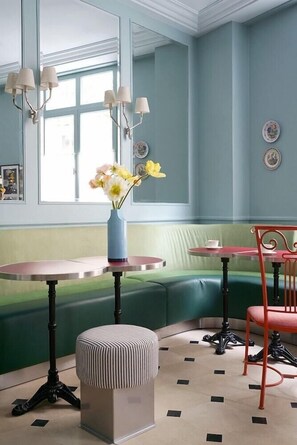 Dining - Hotel Beauregard (Paris)