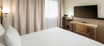 Sure Hotel by Best Western Caen Memorial