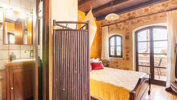 House | 5 bedrooms, minibar, soundproofing, free WiFi