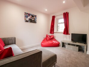 Living area - The Bay Tree (Penrith)