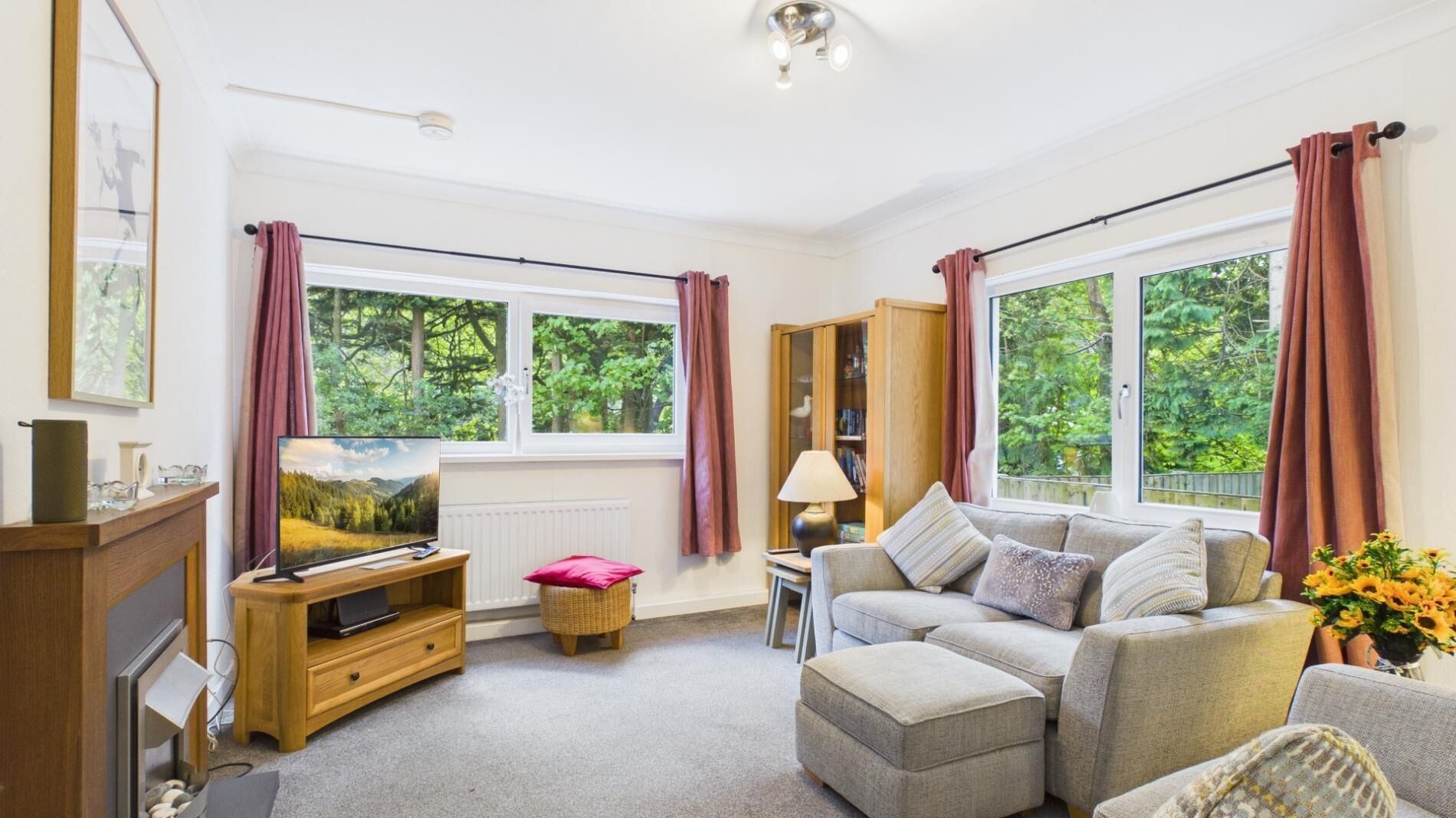 Apartment (2 Bedrooms) | Front of property