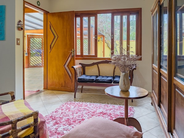 Basic Villa | Interior