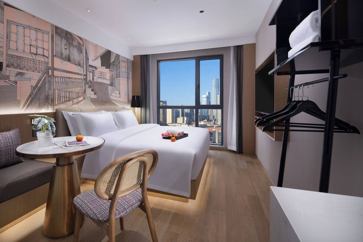 Doppia Comfort | Copriletto in piuma, minibar con snack e bevande gratuite