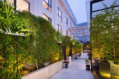 From.K Hotel Changsha Wuyi Square IFS