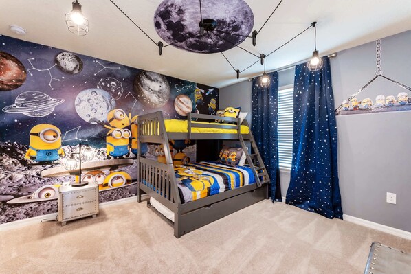 8 chambres, fer et planche à repasser, lit parapluie, Wi-Fi