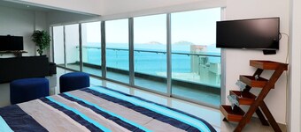 CONDOS M412 ByTrvl2hm & Mazatlan Regency