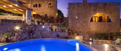 House | Pool | Outdoor pool