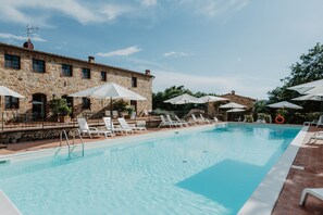 Seasonal outdoor pool - Borghetto Poggio Bianco - Antico casale (Radicondoli)