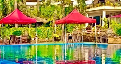 Colony Club Resort & Casino (The old Palm Spring Resort)