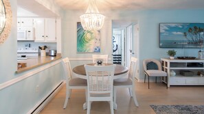 Unclassified image, 4 of 29, button