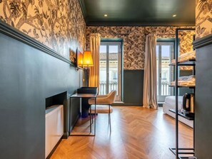 小型客房, 副楼 | 1 多间卧室、埃及棉床单、高档床上用品、羽绒被