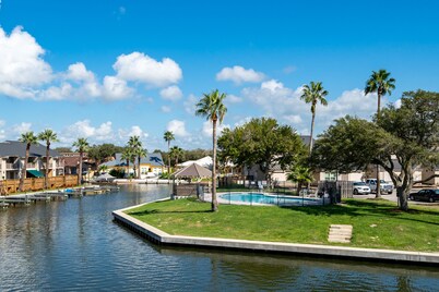 Bay House Condos #2412 - Little's Toasty Coasty