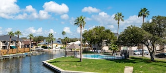 Bay House Condos #2412 - Little's Toasty Coasty