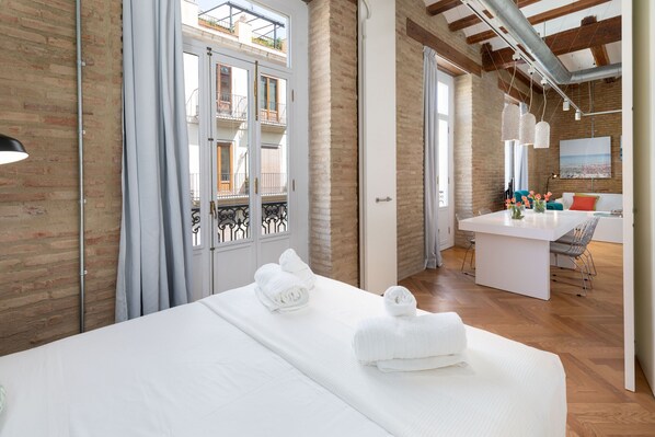 2 camere, ferro/asse da stiro, Wi-Fi gratuito, lenzuola