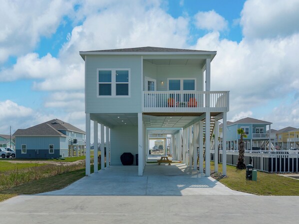 House (3 Bedrooms) | Property amenity