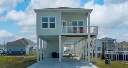 Red Tail Getaway by Miss Kitty’s