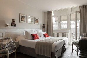 Room - The Originals City, Hotel de L'ange, Guebwiller (Guebwiller)