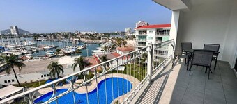 Condos Puesta DS ByTrvl2hm